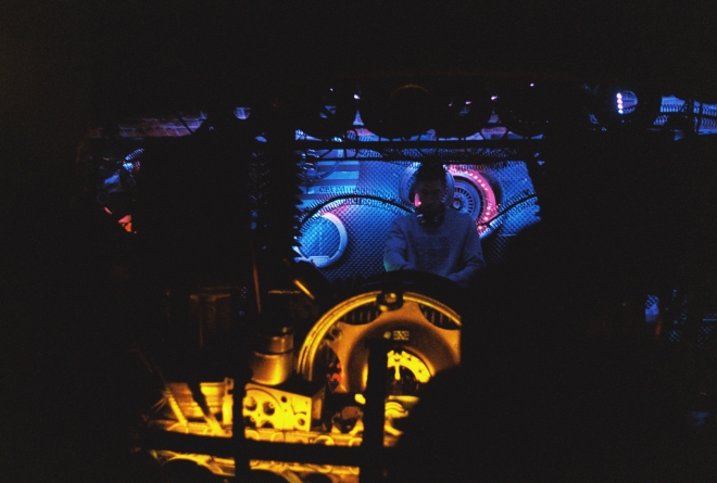 17 Hebbe, Deepartment, Cross club